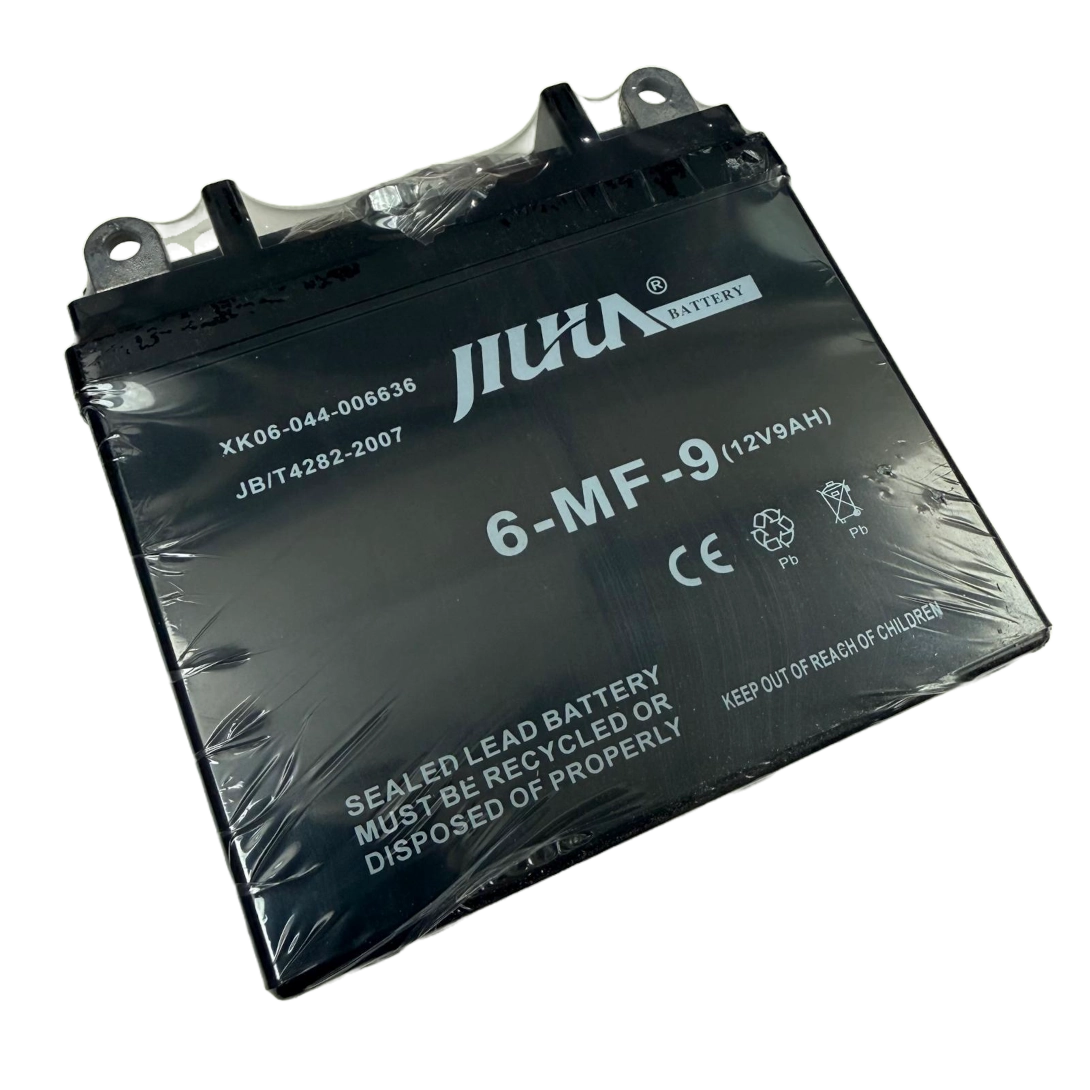 Order a Quality replacement 12V 9Ah battery (6-MF-9) for the Titan Pro TP15ESchip. Featuring powerful 12-volt starting capacity (135x75x133mm), this versatile unit is also highly suitable for a host of other applications, including motorbikes, ATVs, quads, and golf trolleys!